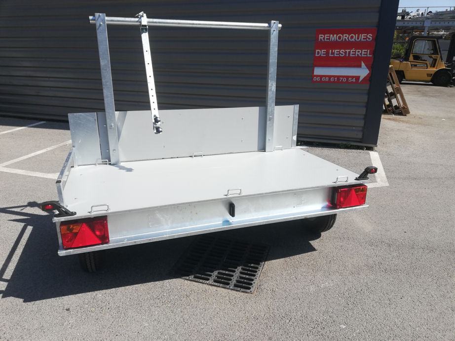 Remorque transversale GOT pour scooter 3 roues type MP3 et vélos – plateau 200 x 100 cm